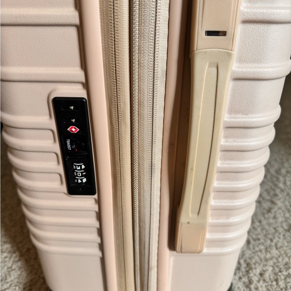 Beis Carry On in Beige - Picture 10 of 16